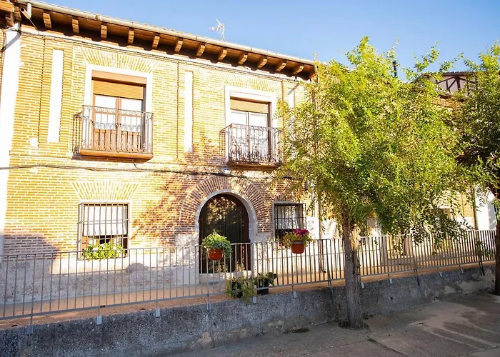 Alojaguay Rueda, Casa Museo Rustica-moderna, Maxima Tranquilidad Con Comodidad * 루에다